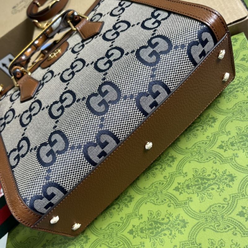 Gvc*1 tote bags